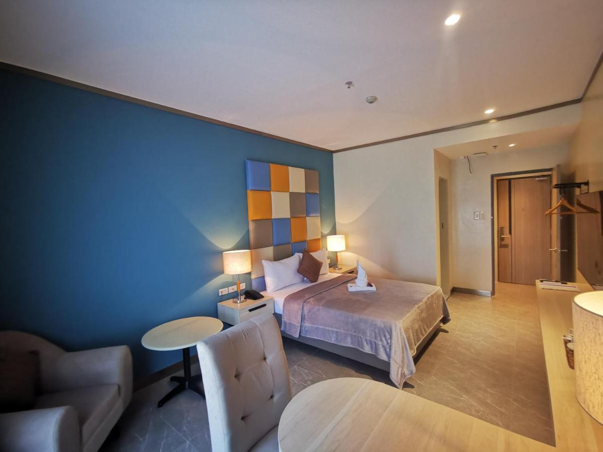 Yes Hotel Pandi Bulacan Exterior foto