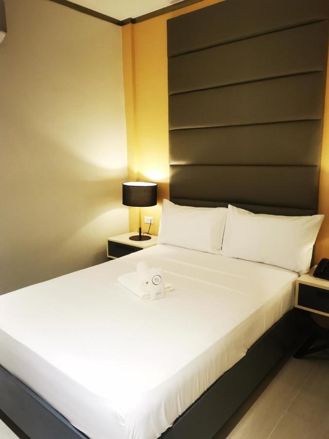 Yes Hotel Pandi Bulacan Exterior foto